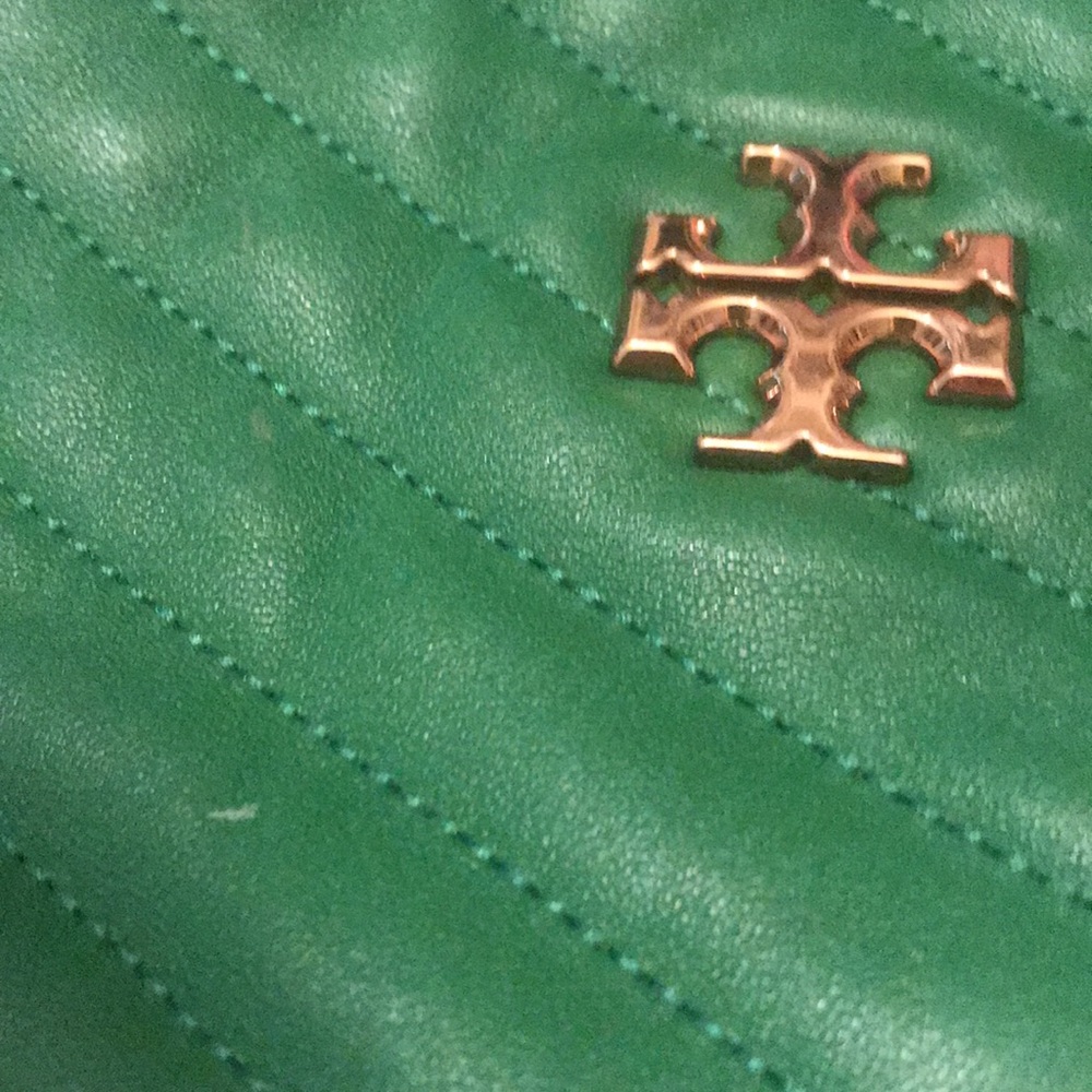 Authentic Tory Burch emerald green shoulder bag - Picture 9 of 12